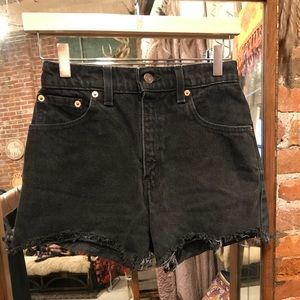 ✨Super Hot Levi Shorts!✨